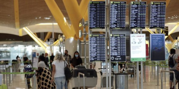 Los aeropuertos de Aena en España registran 28,2 millones de pasajeros en octubre (+6,1%)